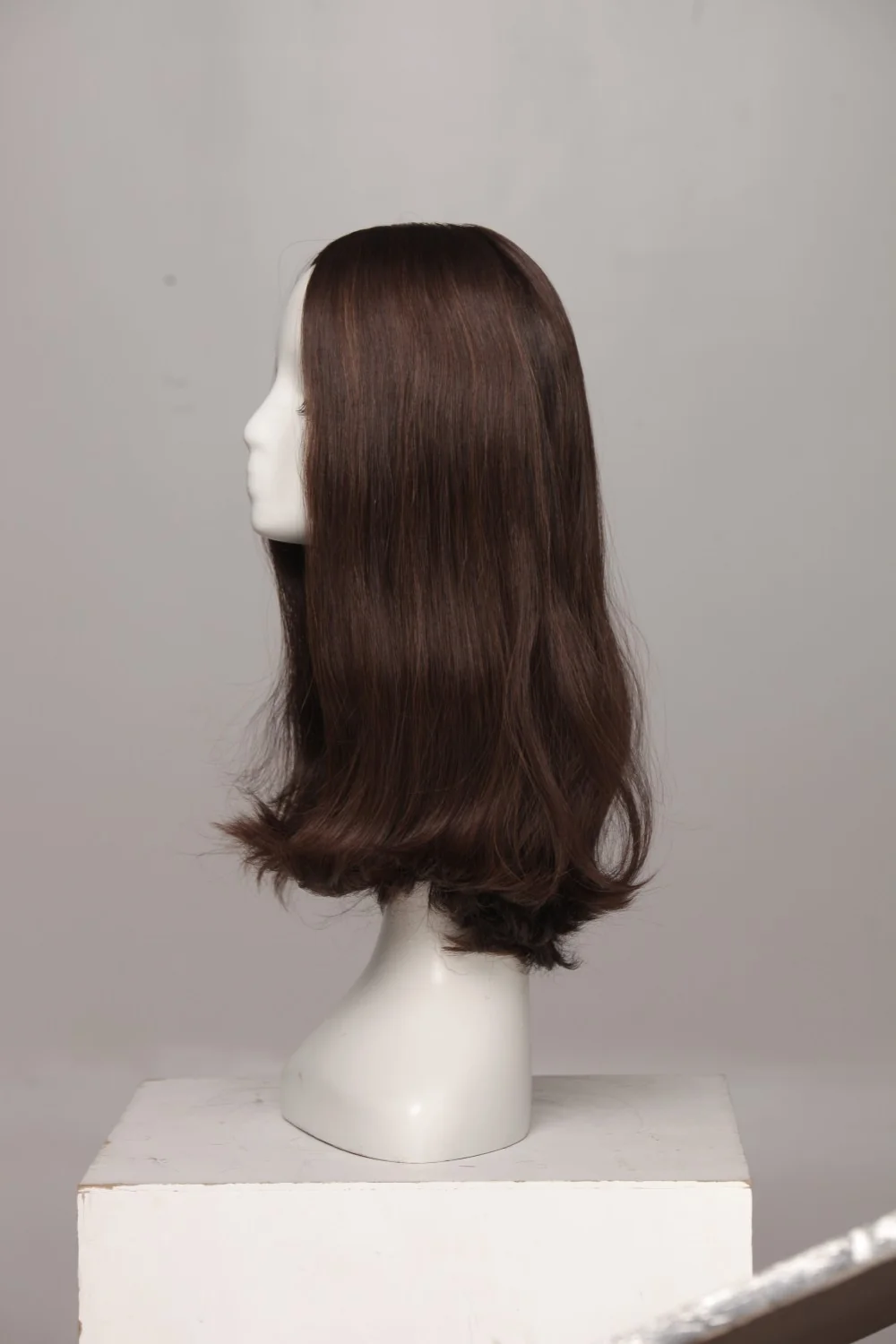 Shorter sheitel